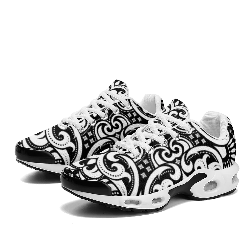 Breathable Mesh Athletic Shoes - Polish national style black and white