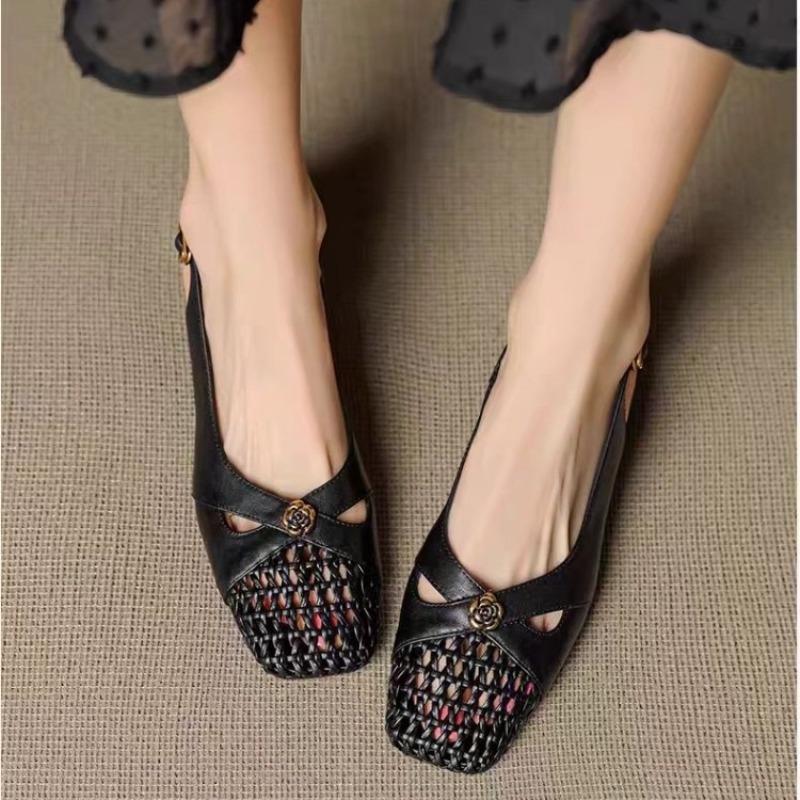 Women's French-style closed-to - đánh giá và giá Sandals